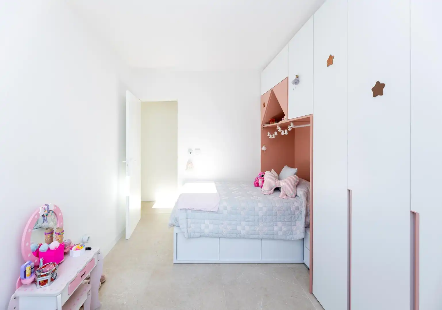 Habitación de Casa o chalet en venta en Albolote con Aire acondicionado, Calefacción y Jardín privado