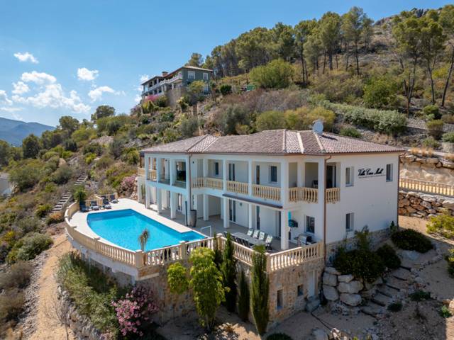 Casa-chalet en Venta en Alcalalí