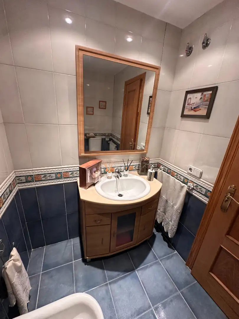Badezimmer von Haus oder Chalet zum Verkauf in Cuenca mit Heizung, Terrasse und Möbliert