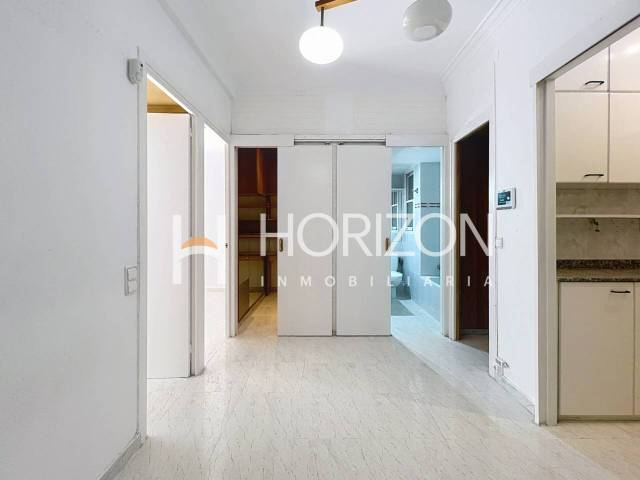 Piso en Venta en Calle Córcega en El Camp d'en Grassot i Gràcia Nova