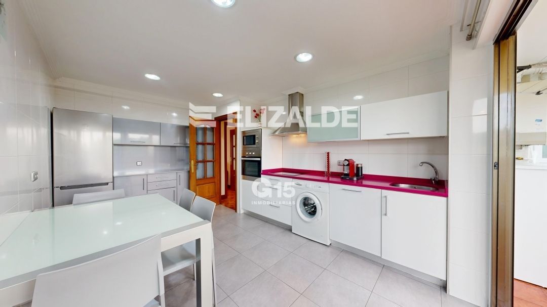 Flat for sale in Kasares Pasealekua, Altza, Donostia - San Sebastián