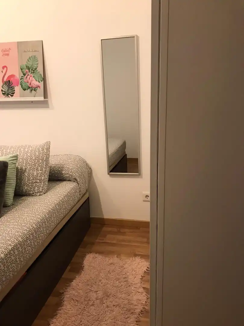 Habitación de Apartamento en venta en Zaragoza con Aire acondicionado, Calefacción y Horno