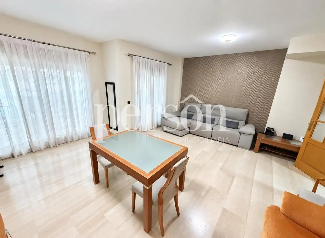 Maison mitoyenne à vendre à Casc Urbà