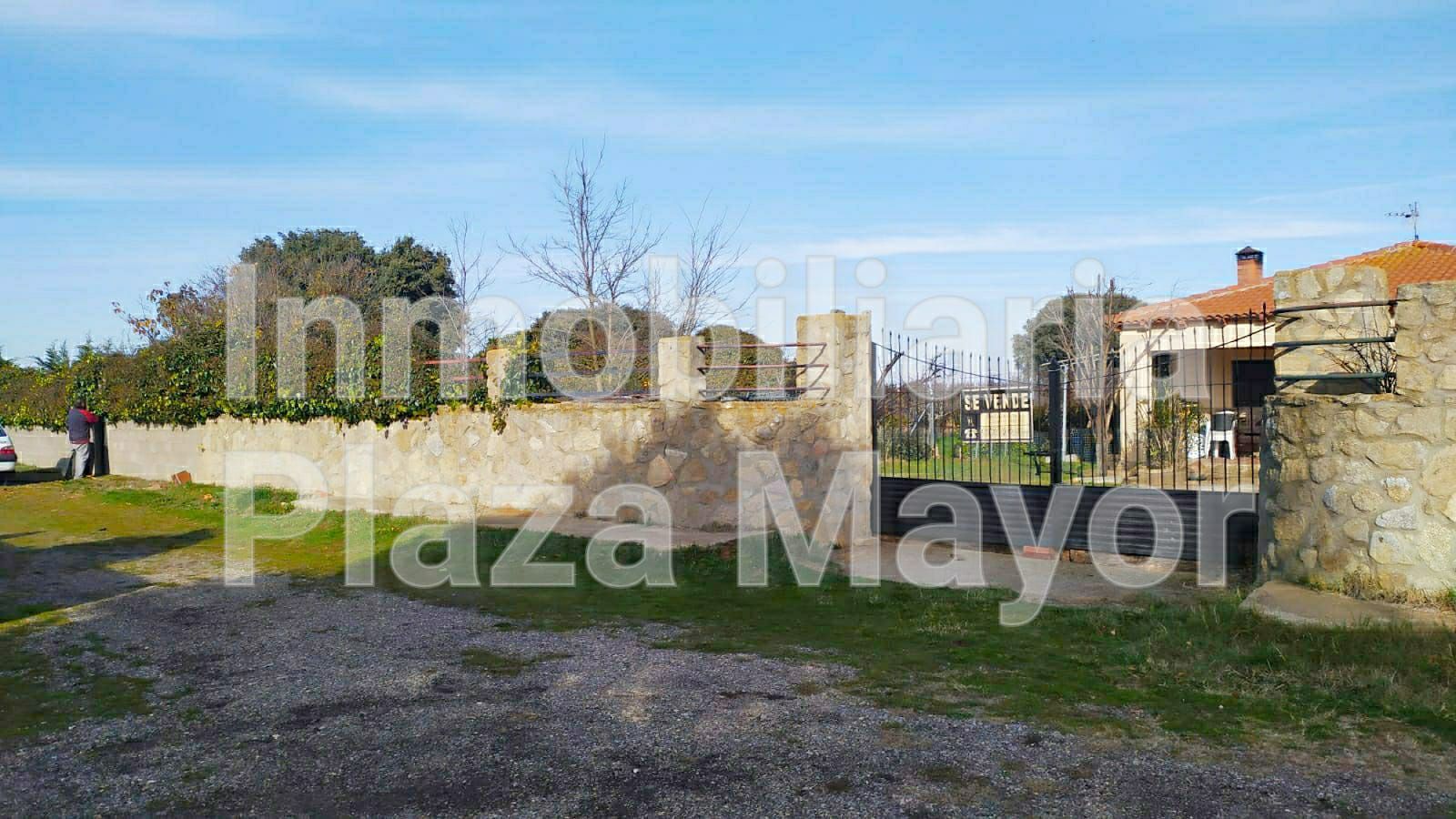 Casa o xalet en venda en Calvarrasa de Arriba amb Jardí privat