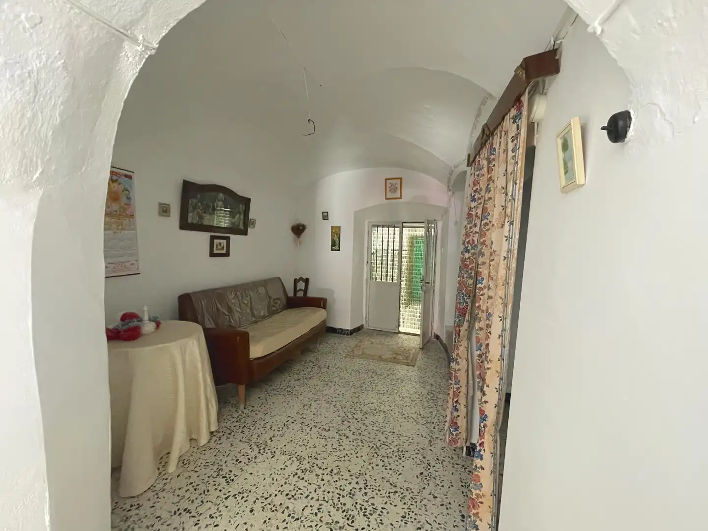 Einfamilien-Reihenhaus zum Verkauf in Montánchez mit Terrasse und Balkon