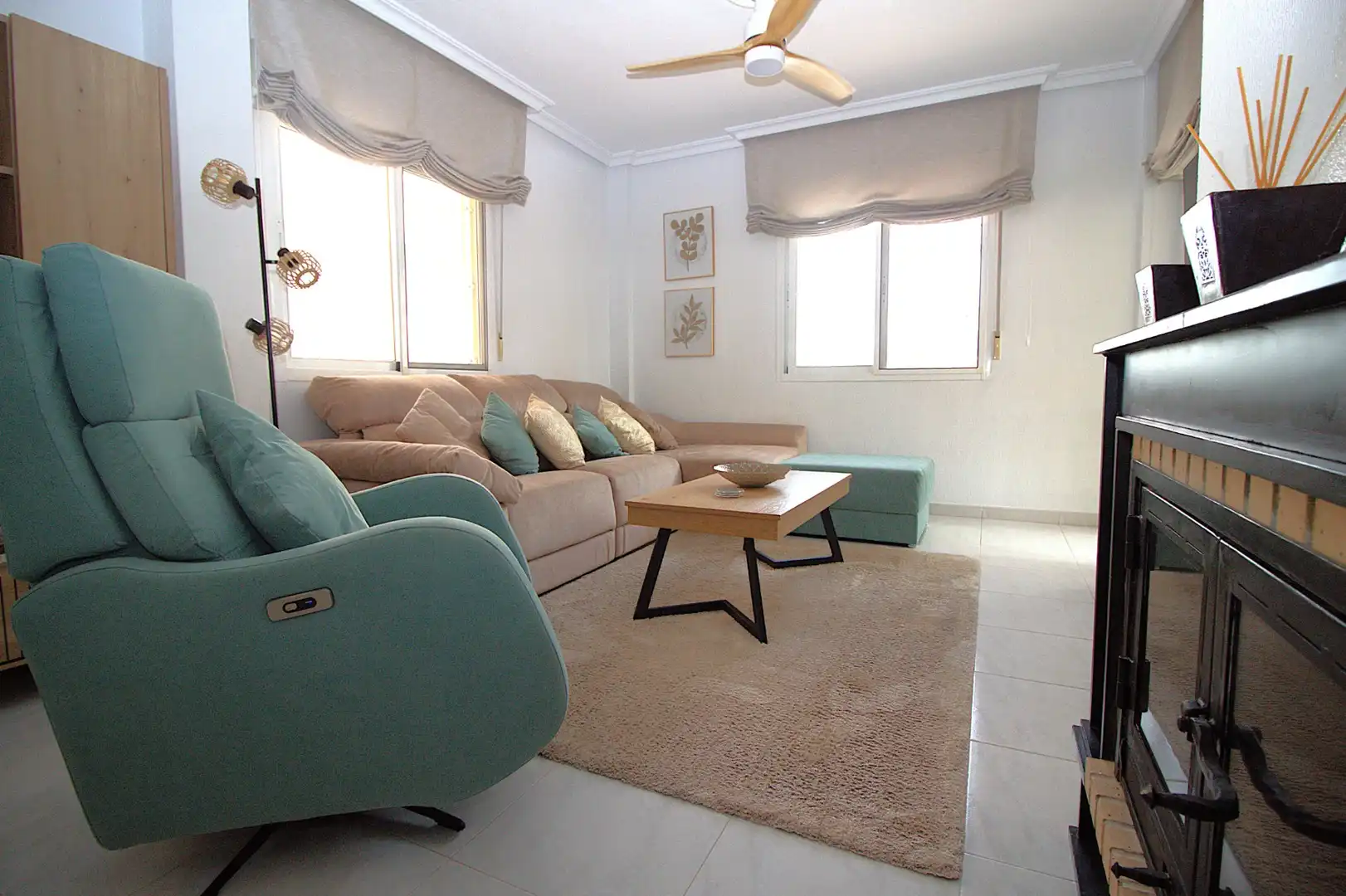 Sala d'estar de Casa o xalet en venda en Cartagena amb Aire condicionat, Terrassa i Traster