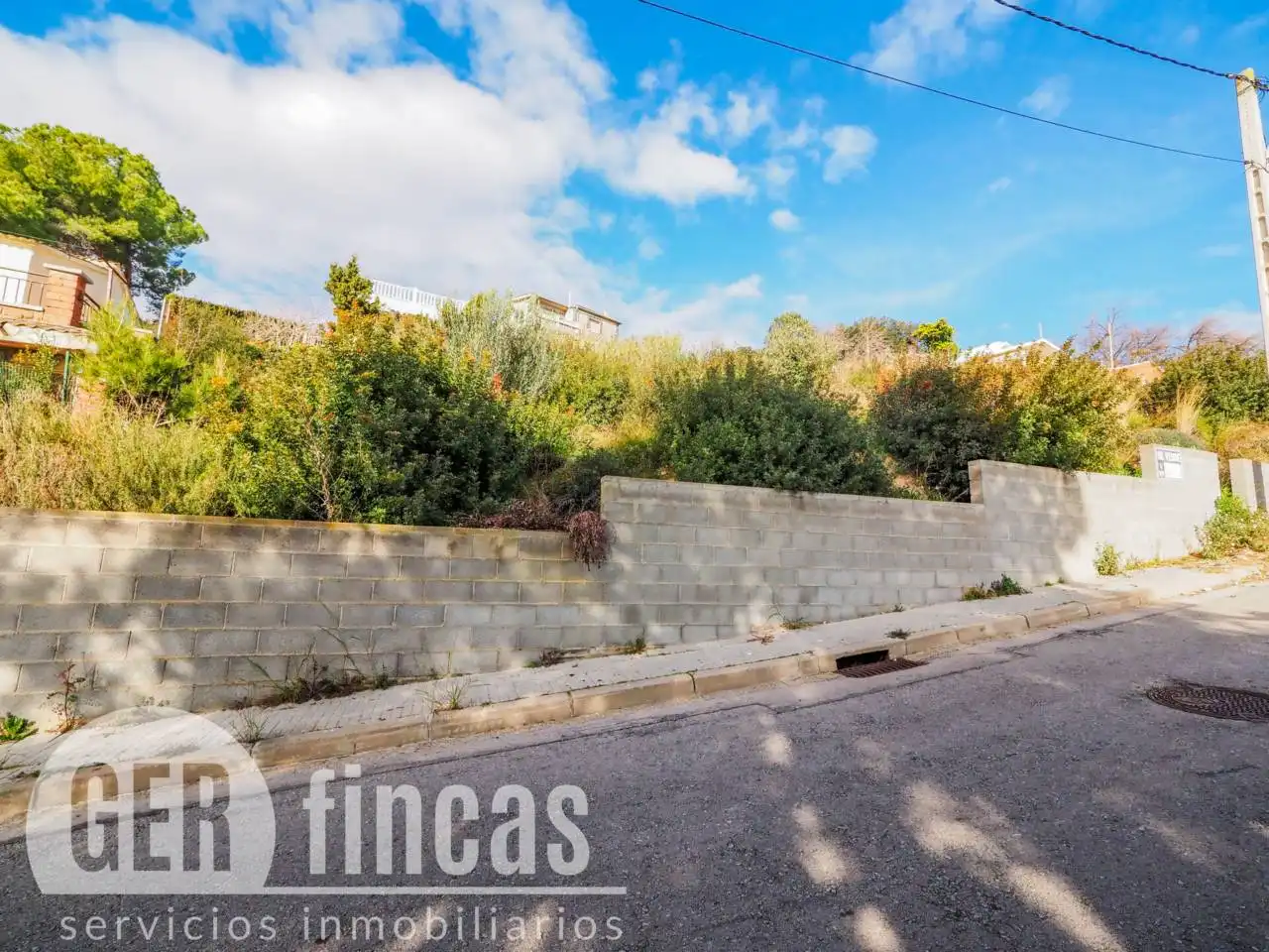 Terreno industrial en venta en Rubí