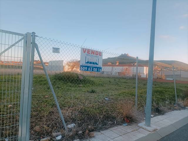 Terreno residencial en Venta en Calle Sernas en Almonacid de Toledo