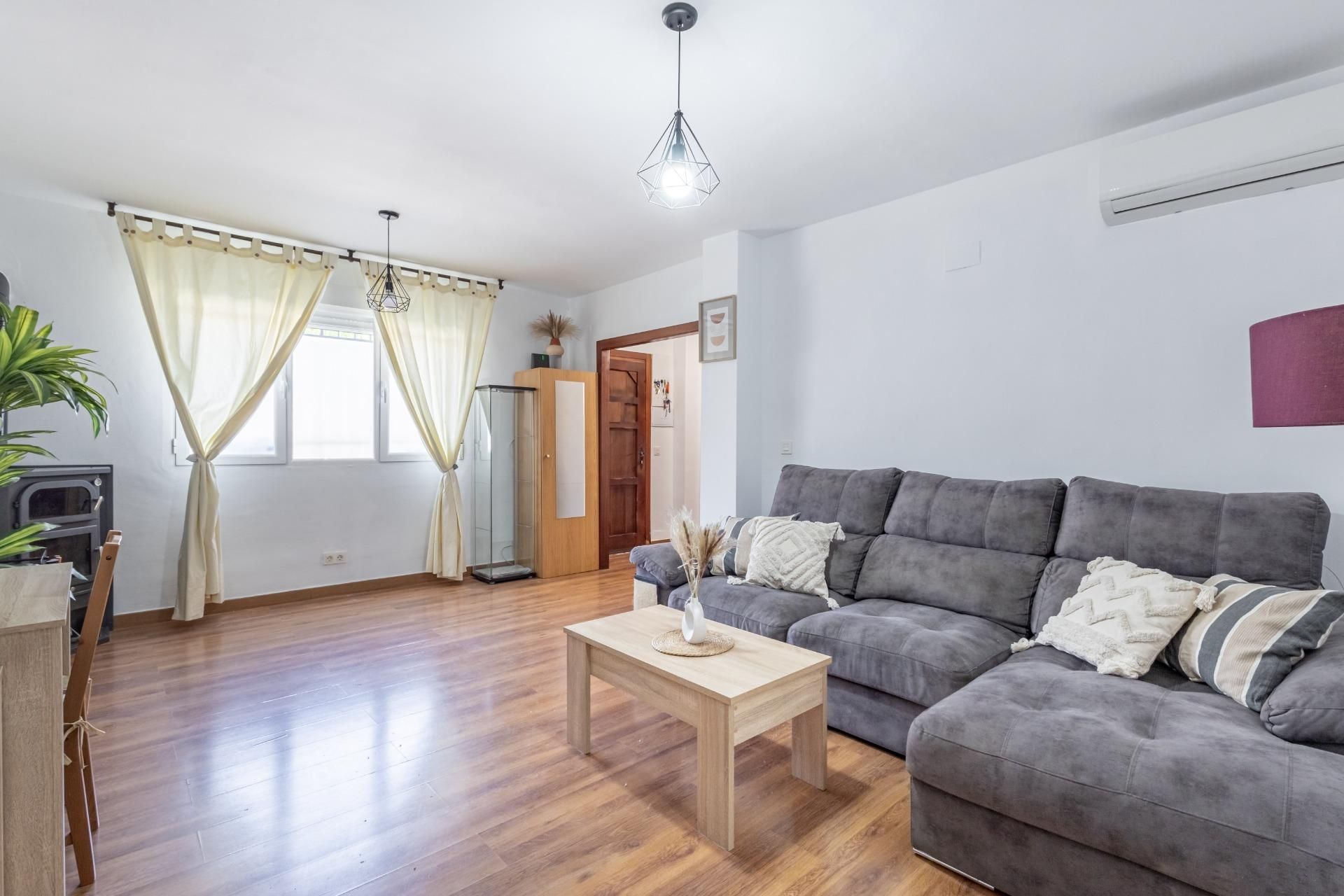 Living room of Single-family semi-detached for sale in Armilla