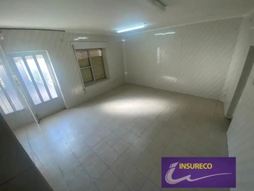 Casa o xalet en venda en Bustillo del Páramo amb Calefacció, Jardí privat i Moblat