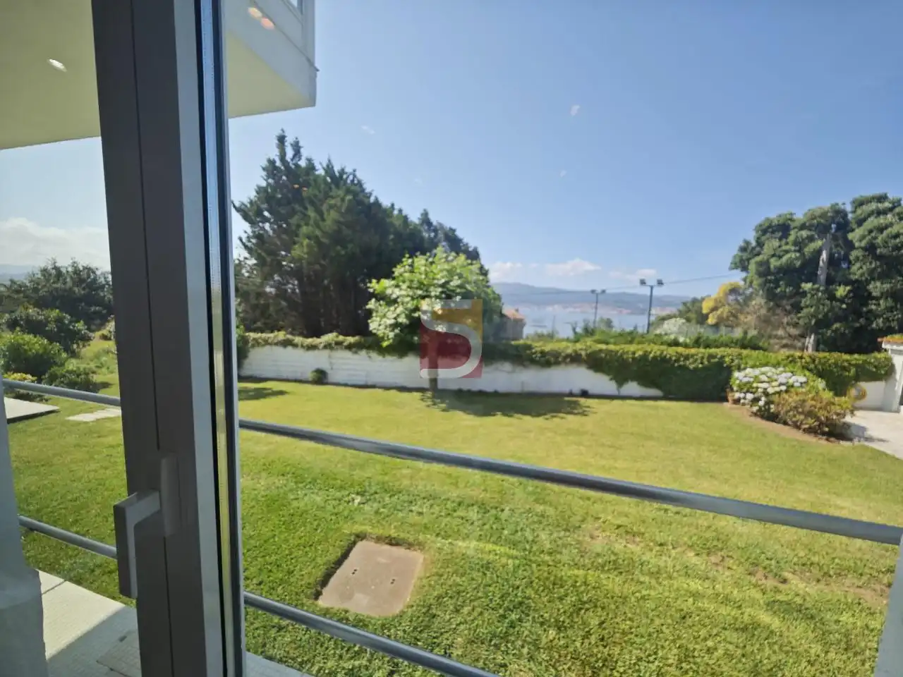 Vista exterior de Casa o chalet en venta en Nigrán con Calefacción y Jardín privado