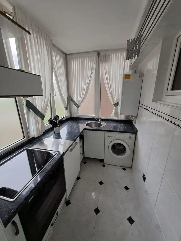 Kitchen of Flat for sale in Durango  with Heating, Storage room and Furnished
