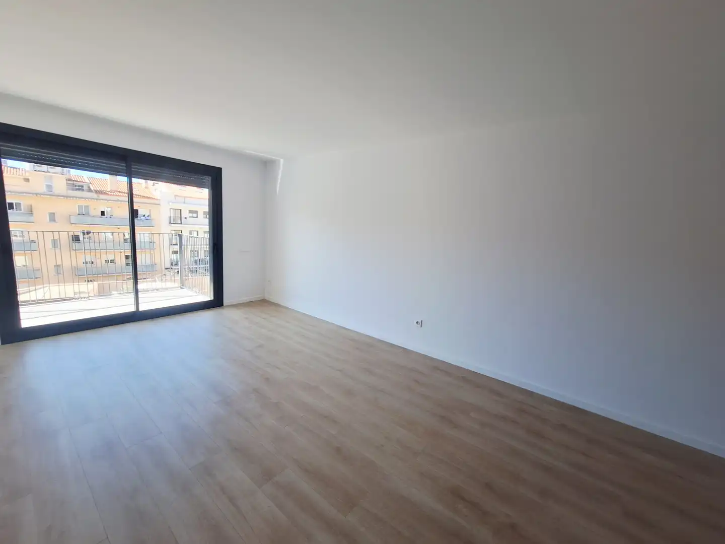 Dormitori de Pis en venda en Sant Feliu de Llobregat amb Aire condicionat, Calefacció i Parquet