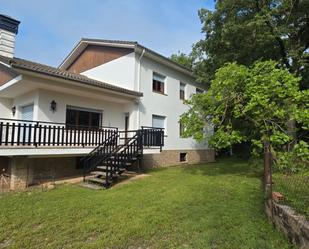 Außenansicht von Country house zum verkauf in Lluçà mit Heizung, Privatgarten und Terrasse