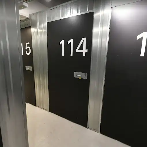 Storage room for rent in Calle de Palermo, 42, Canillas