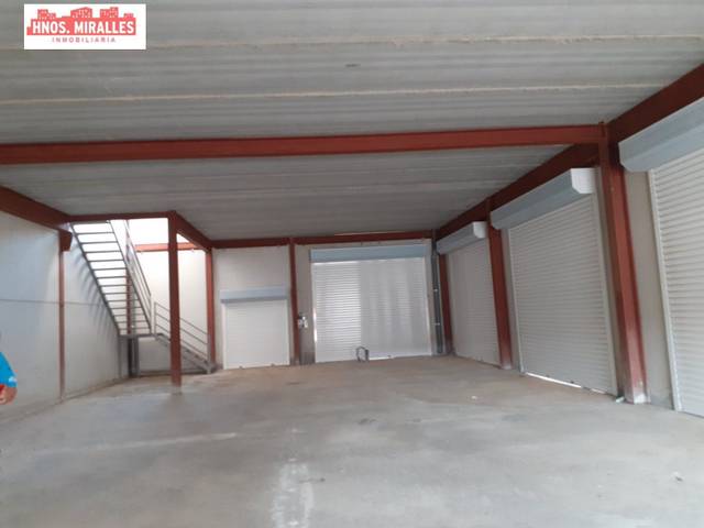 Nave industrial en Alquiler en San Fulgencio