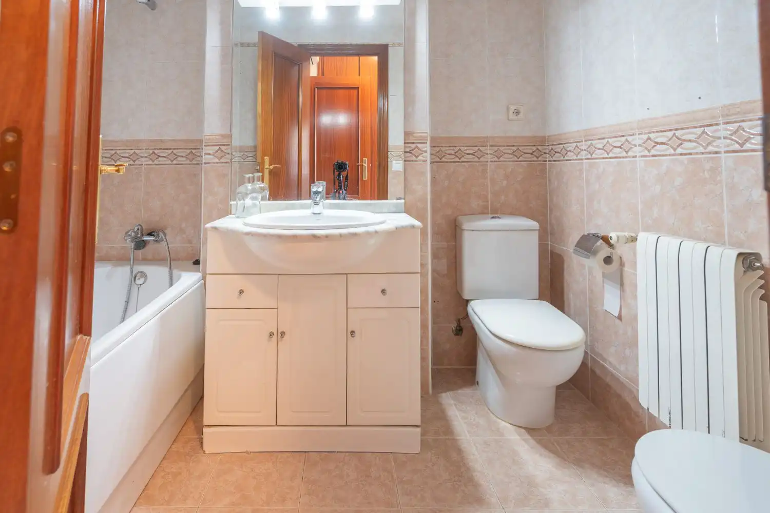 Baño de Piso en venta en Peñíscola / Peníscola con Terraza y Balcón