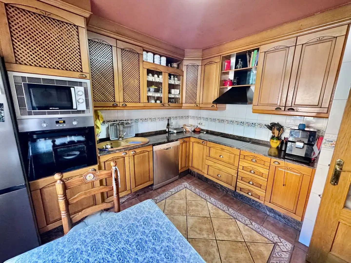 Kitchen of Detached homes for sale in Valdepeñas  with Air Conditioner and Heating