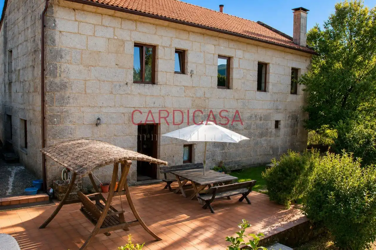 Terrassa de Casa o xalet en venda en Mondariz amb Calefacció, Jardí privat i Terrassa