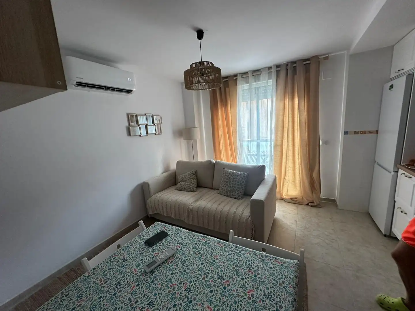 Living room of Flat for rent in Benicarló  with Air Conditioner, Furnished and Balcony