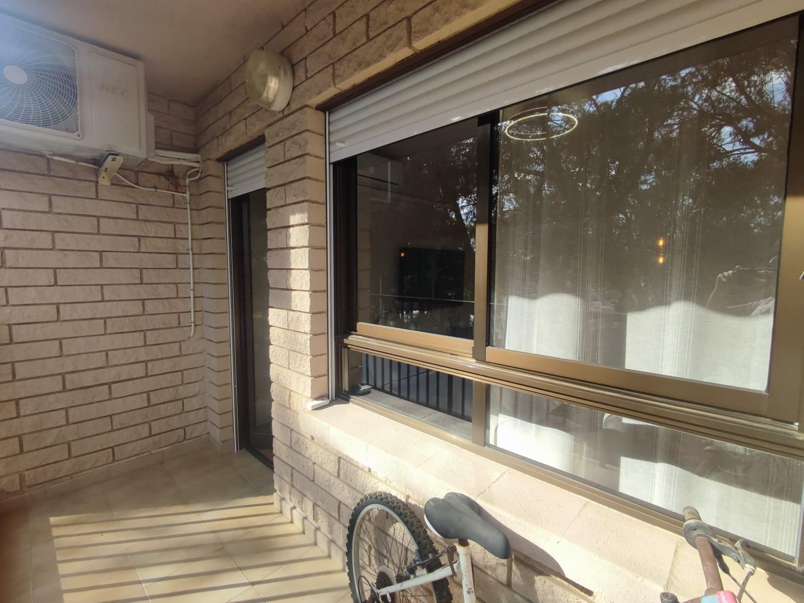 Balcony of Apartment for sale in Guardamar del Segura  with Air Conditioner, Heating and Private garden