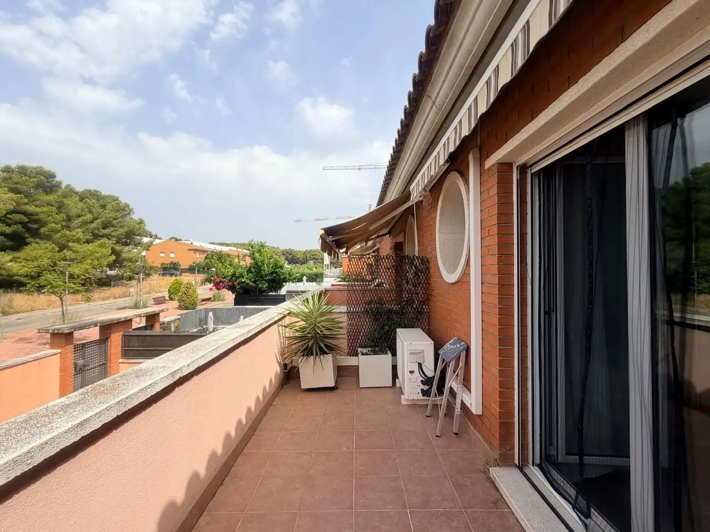 Terraza de Casa adosada en venta en Cunit con Aire acondicionado, Calefacción y Jardín privado