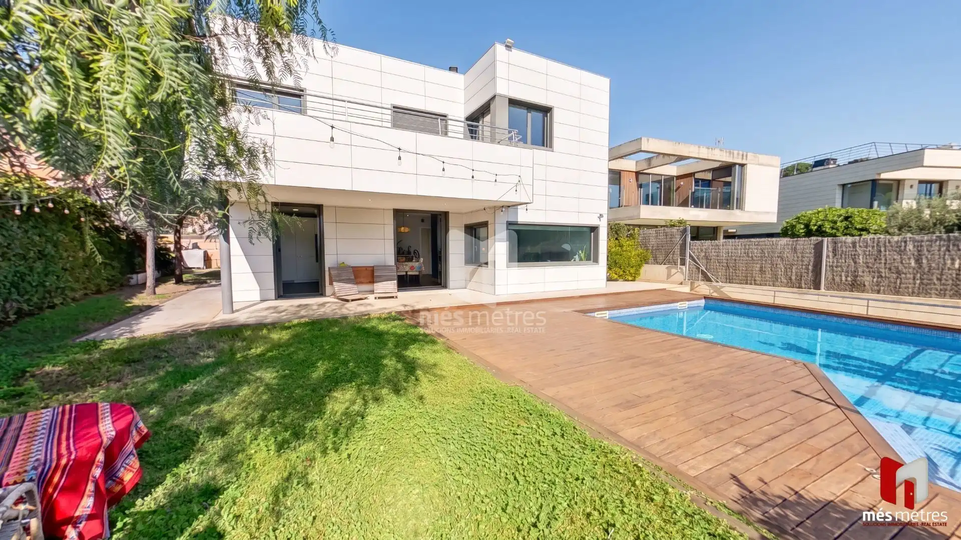 Vista exterior de Casa o xalet en venda en Teià amb Aire condicionat, Calefacció i Jardí privat