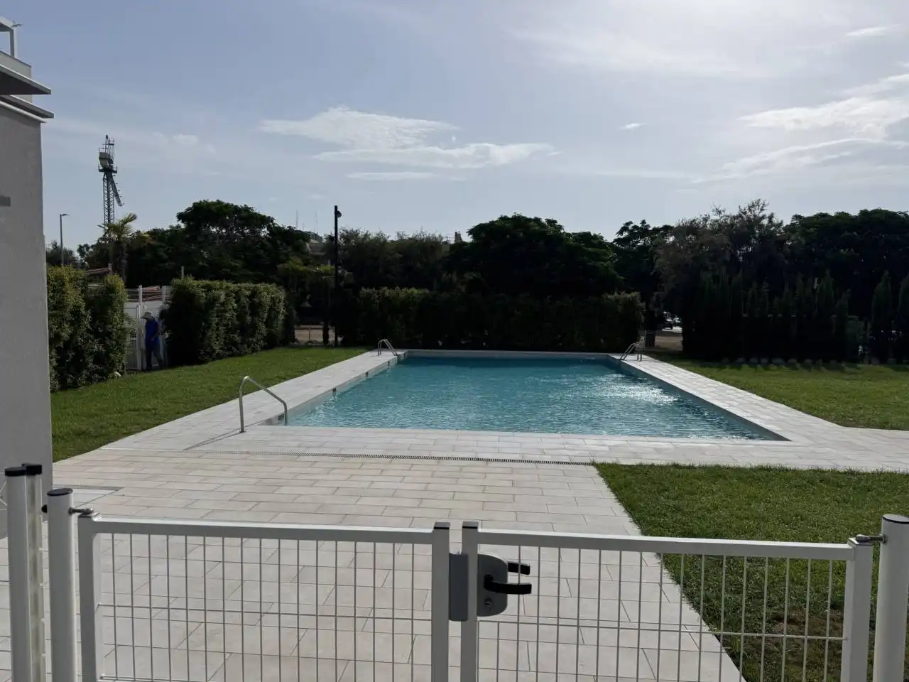 Swimming pool of Flat for rent in Cubelles  with Air Conditioner, Heating and Parquet flooring