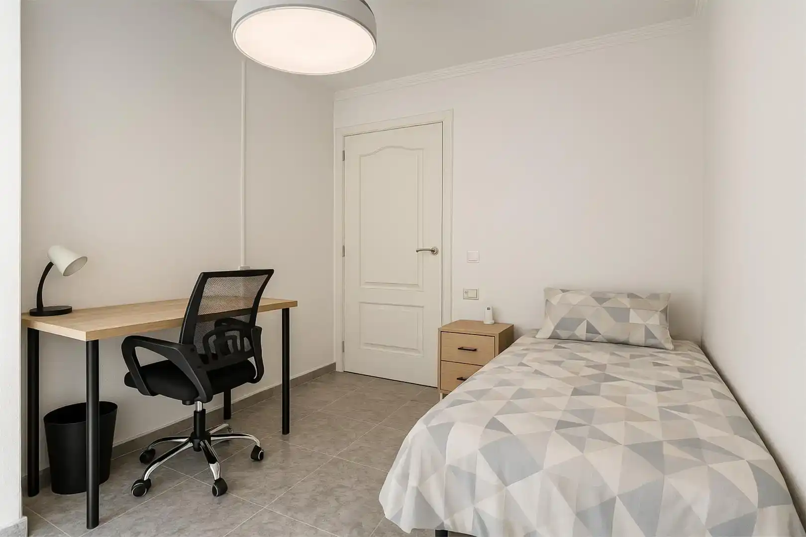 Bedroom of Flat for rent in Pedanías Oeste