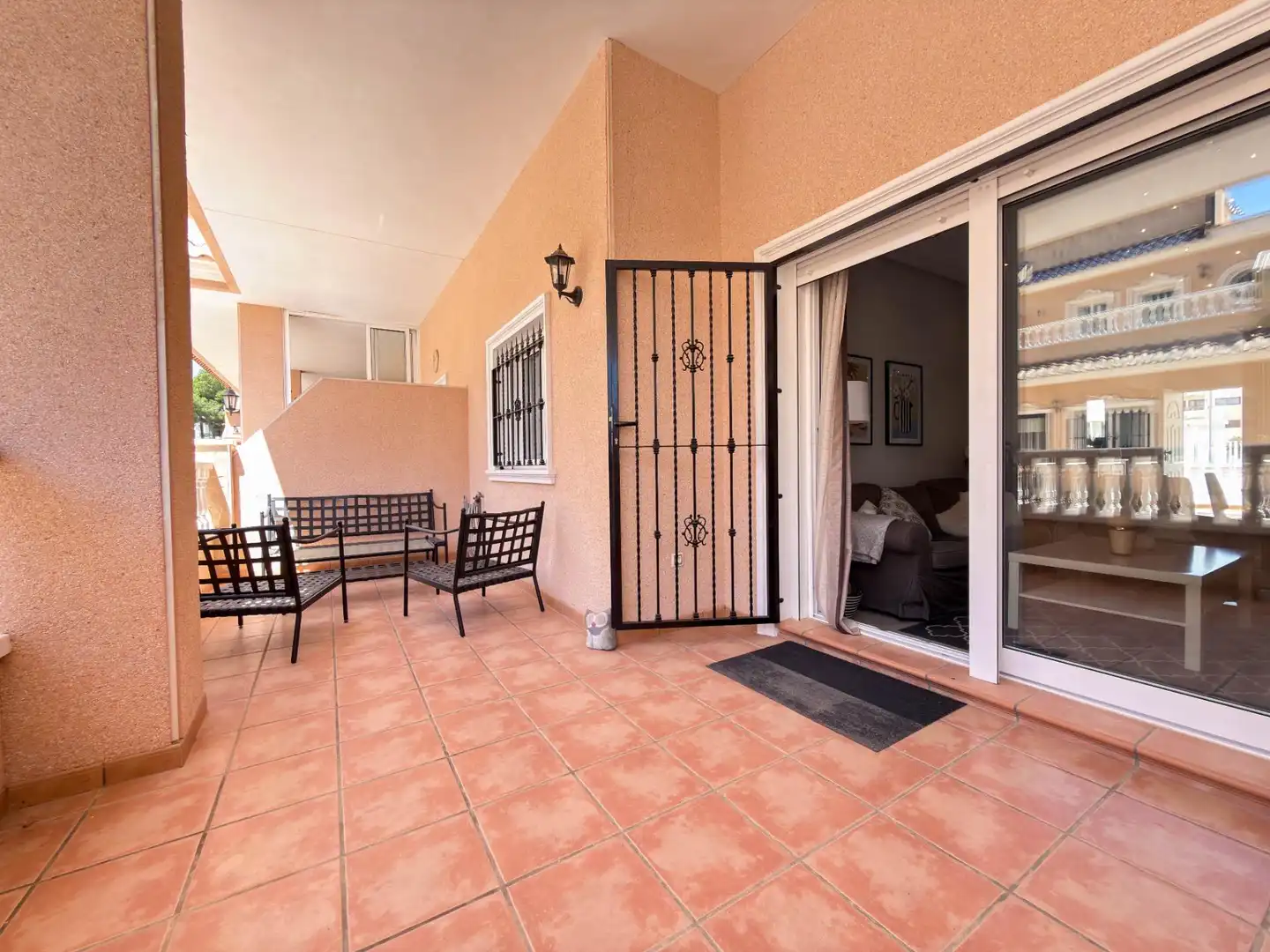 Terrassa de Apartament en venda en Orihuela amb Aire condicionat, Jardí privat i Terrassa