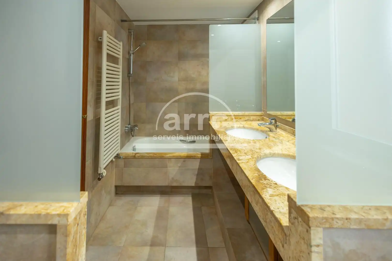 Bathroom of Houses for sale in Vilassar de Dalt  with Air Conditioner, Heating and Private garden
