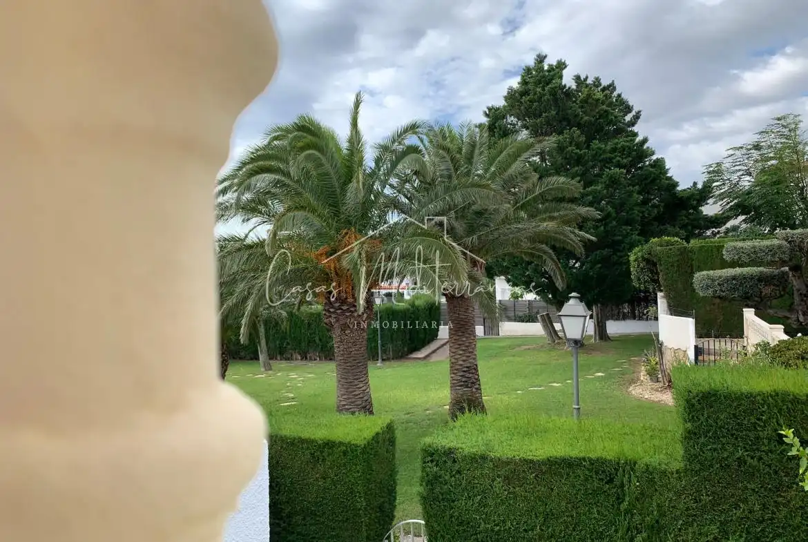 Jardín de Casa adosada de alquiler en Vandellòs i l'Hospitalet de l'Infant con Jardín privado, Terraza y Amueblado