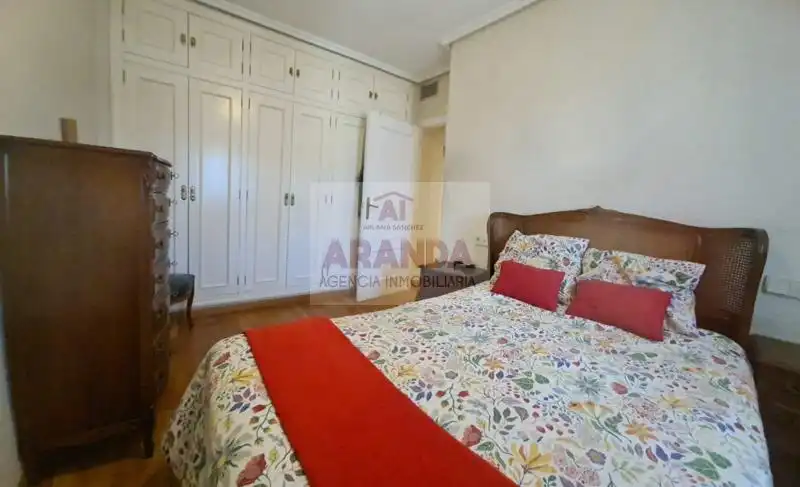 Habitación de Ático en venta en Zaragoza con Calefacción y Terraza