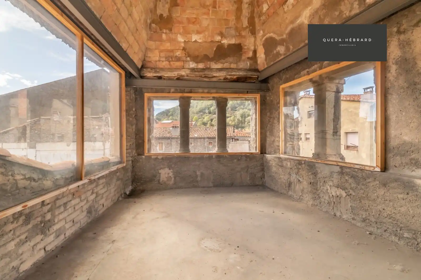 Houses for sale in Ripoll  with Balcony