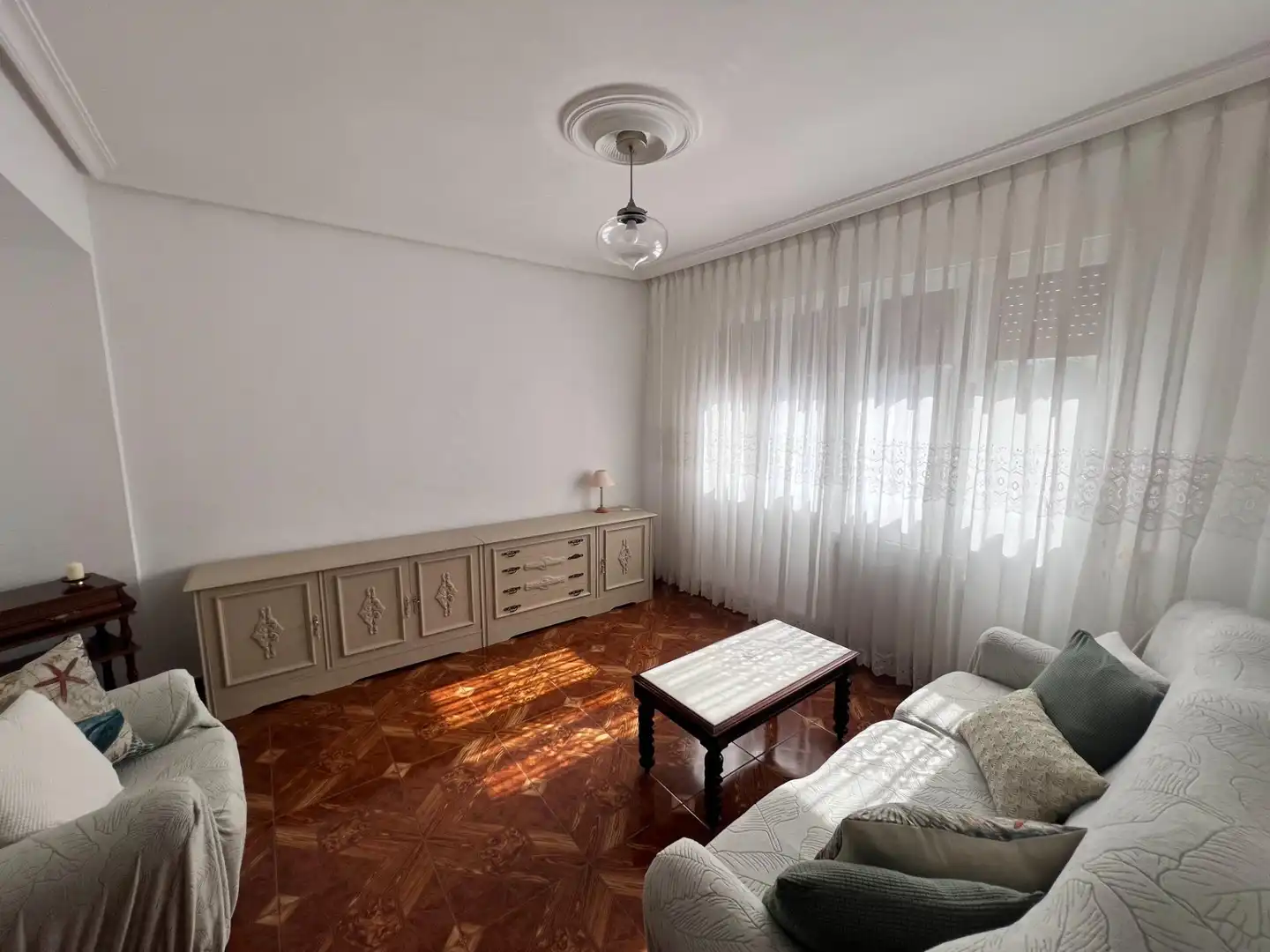 Wohnung zur Miete in La Felguera