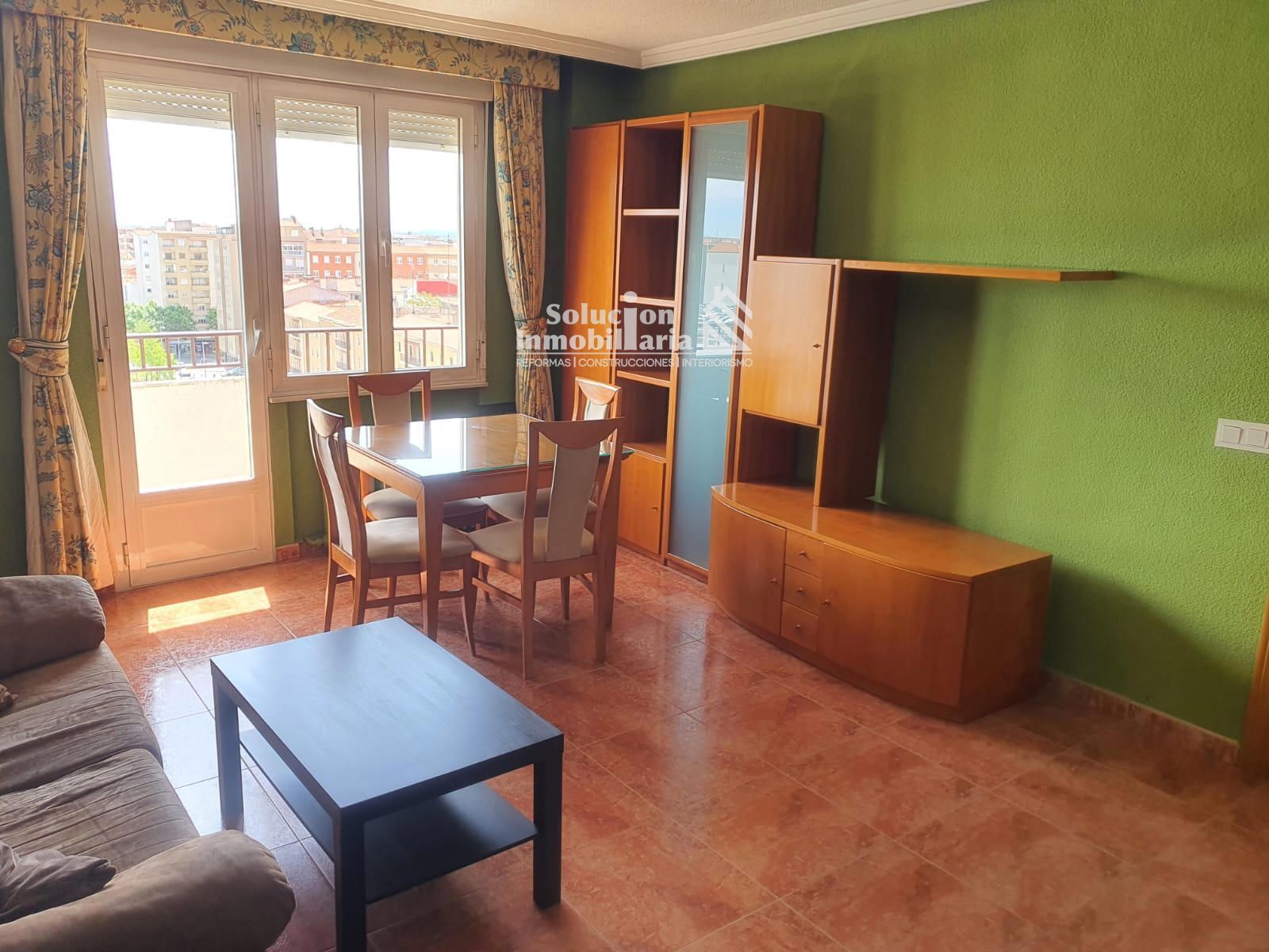 Bedroom of Flat to rent in Salamanca Capital  with Heating, Parquet flooring and Furnished
