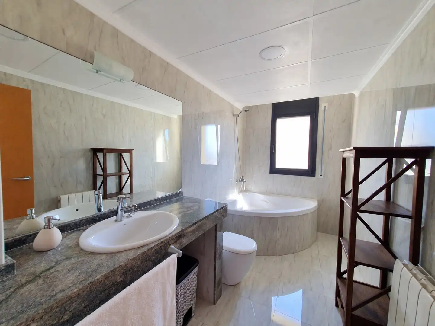Detached house with terrace for sale in Carrer Sant Cosme i Damià, imagen 8