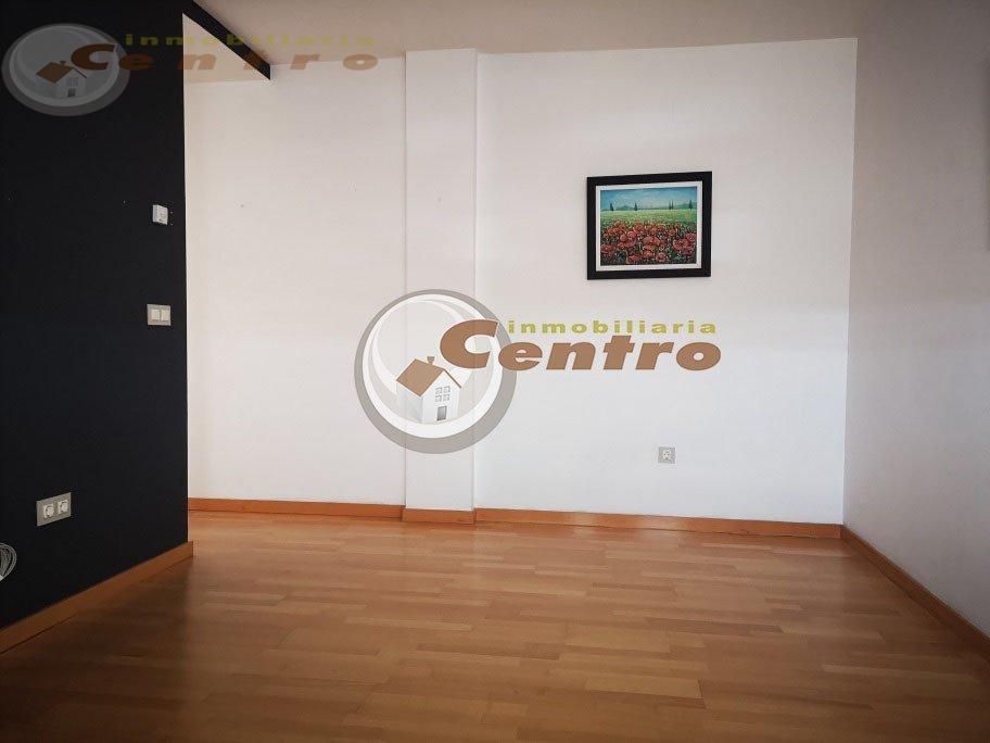 Flat for rent in La Gineta  with Heating and Storage room