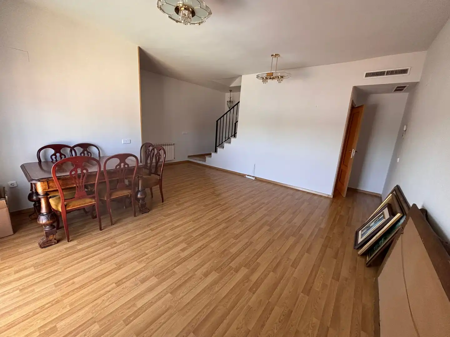 Casa adosada en venta en Mérida con Aire acondicionado, Calefacción y Parquet