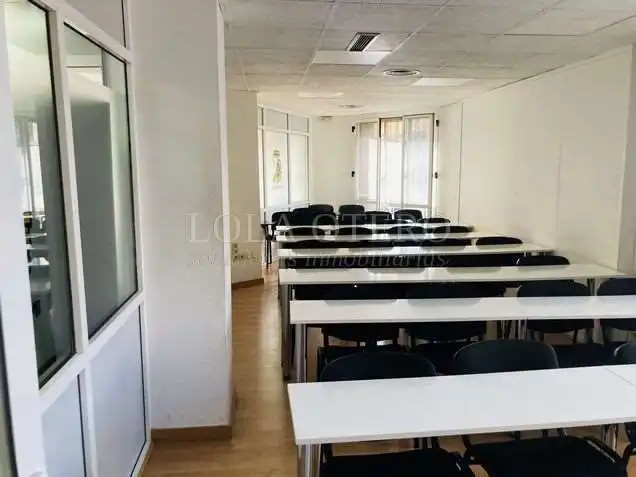 Oficina de lloguer a L'Eixample, imagen 4