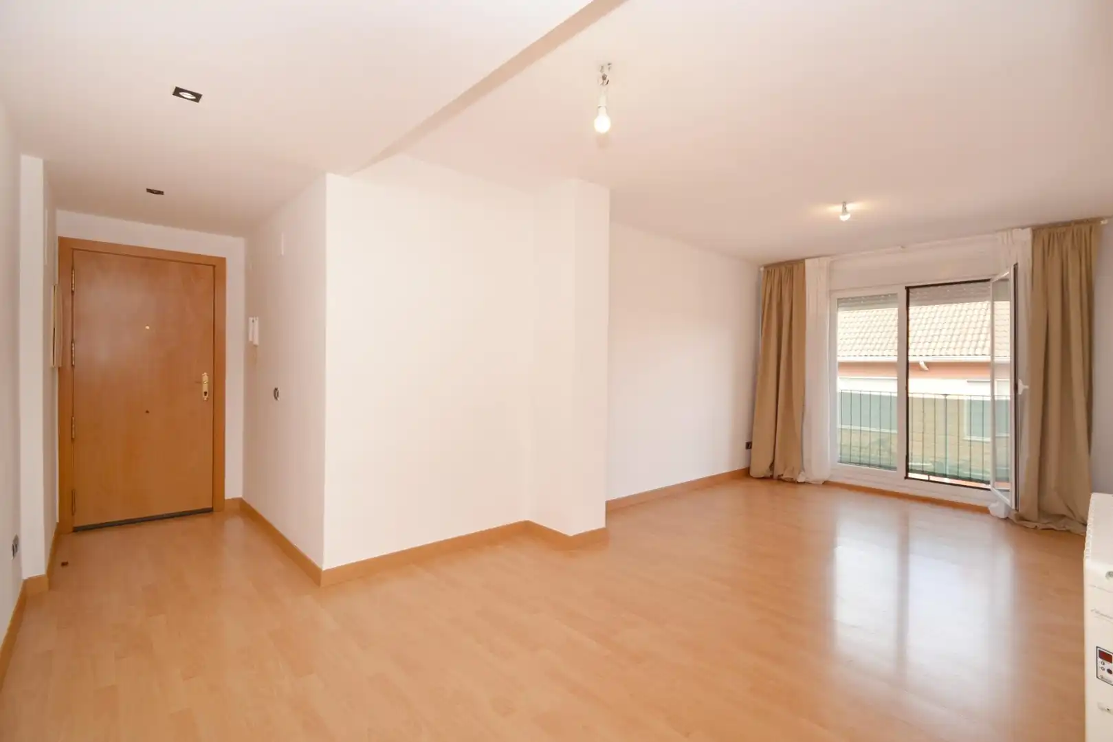 Piso en venta en El Burgo de Ebro con Calefacción, Terraza y Balcón