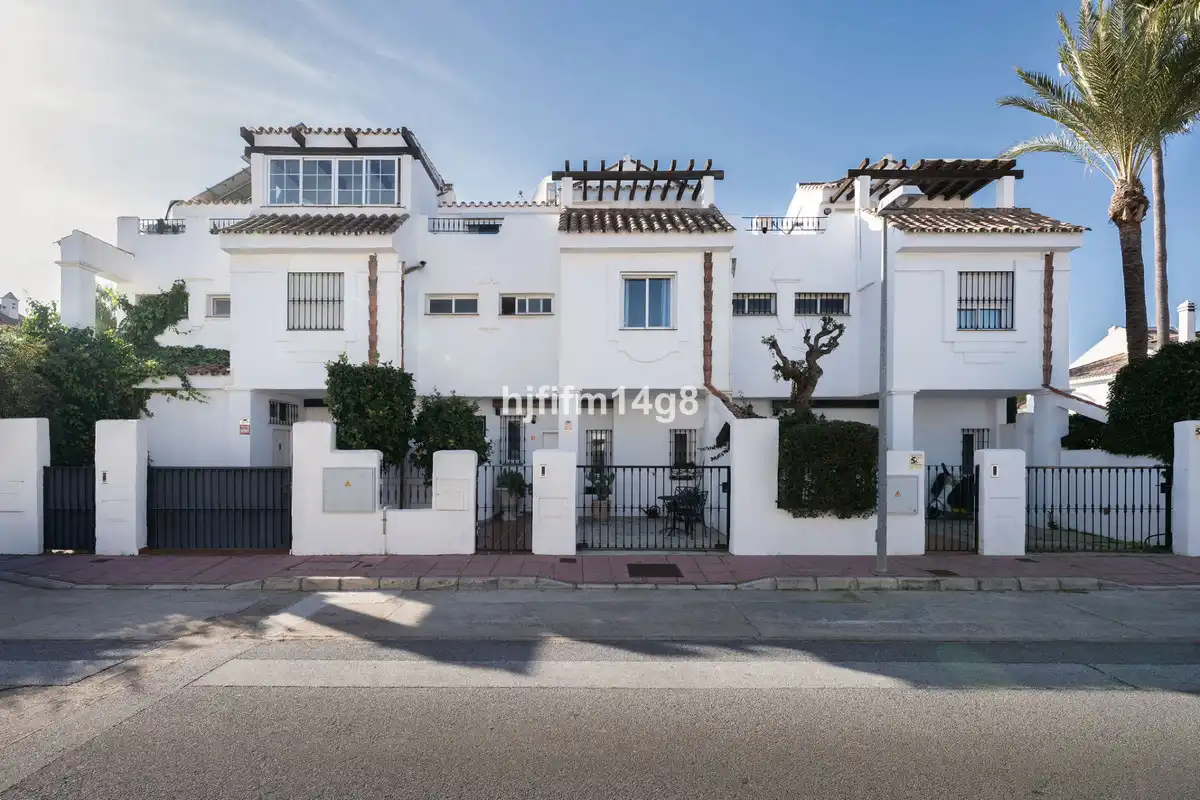 Adossat en venda a Nueva Andalucía, imagen 23