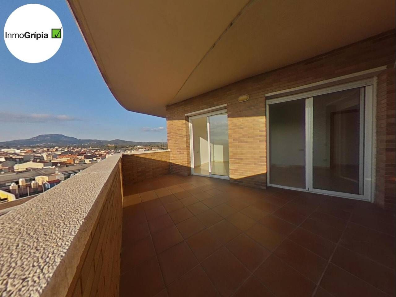 Terraza de Piso en venta en Terrassa con Calefacción, Terraza y Balcón