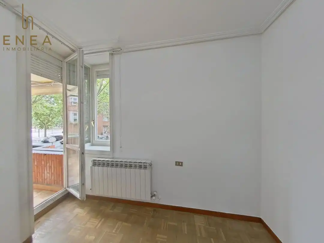 Wohnzimmer von Wohnung zum Verkauf in Vitoria - Gasteiz mit Heizung, Terrasse und Abstellraum