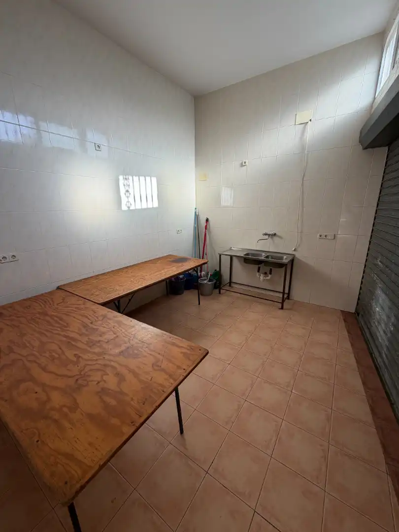 Cuina de Local en venda en Alcolea del Río amb Aire condicionat
