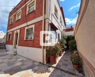 Vista exterior de Edifici en venda en Parets del Vallès