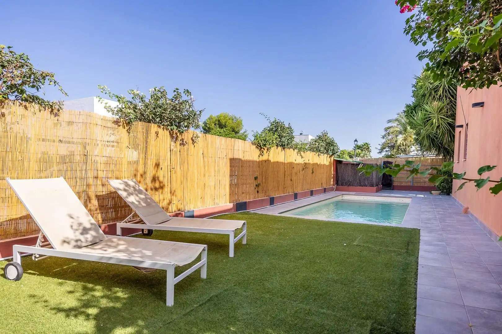 Chalet con piscina en venta en CEDRO, imagen 2