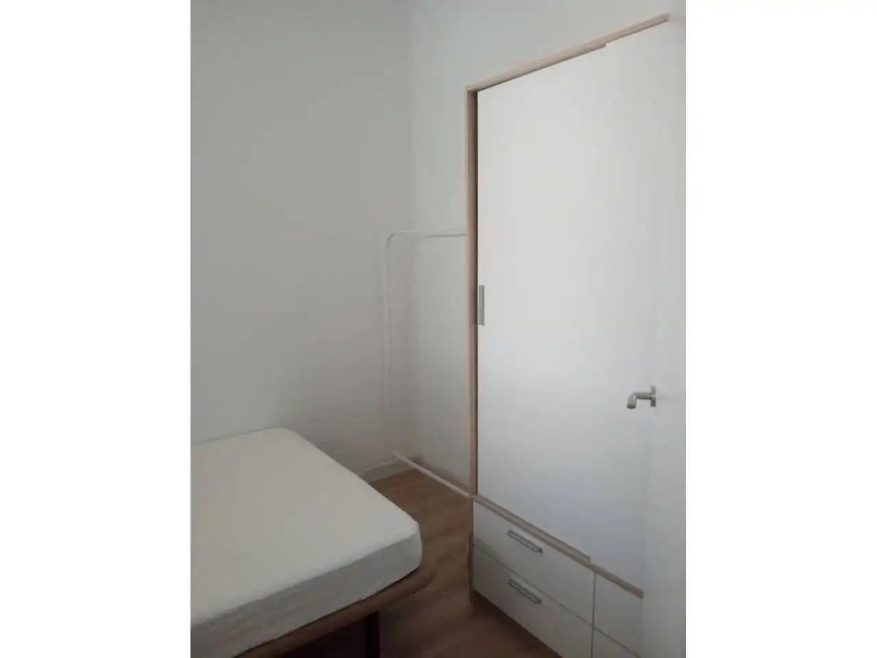 Schlafzimmer von Wohnung zur Miete in Madrid mit Heizung, Möbliert und Alarm