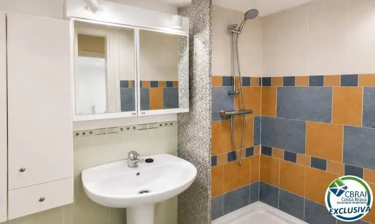 Bany de Casa o xalet en venda en Empuriabrava amb Calefacció