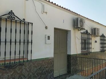 Detached house for sale in C/ Rodrigo de Triana